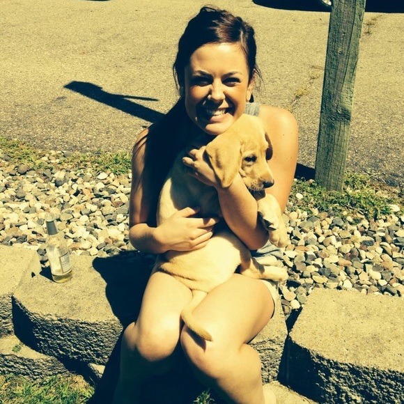 Meet your Posher, Rachael - Picture 1 of 1